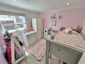 Photo 17- click for photo gallery